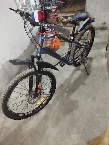 castra velosiped: Dağ/şosse tipli velosiped 1 dəfə sürülüb bugun alınıb 24 lukdur — 2