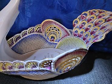 zepter kula: Korpa nova paun za voce rucni rad mrezasti porcelan iz 1999 godine — 6