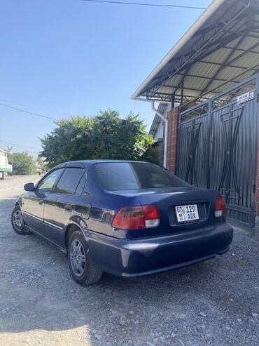 купить машину до 10000 долларов: Honda Civic: 2000 г., 1.5 л, Автомат, Бензин, Седан