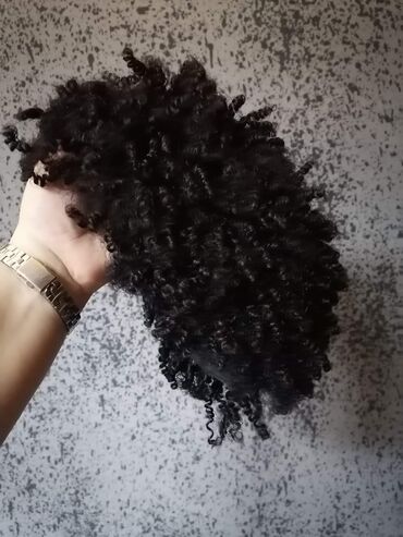 Perike i klipse: Perike
Cena 3200din na lalafo.rs — 14 Perike i klipse: Perike
Cena 3200din — 14