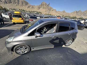 Honda: Honda Fit: 2002 г., 1.3 л, Автомат, Бензин, Хэтчбэк — 5