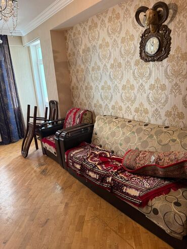 Uzunmüddətli kirayə mənzillər: Abşeron, Gənclər şəhərciyində 10/4 mərtəbədə yerləşən 3 otaqlı, əşyalı -da lalafo.az — 5 Uzunmüddətli kirayə mənzillər: Abşeron, Gənclər şəhərciyində 10/4 mərtəbədə yerləşən 3 otaqlı, əşyalı — 5