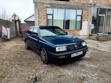 Volkswagen: Volkswagen Vento: 1996 г., 1.8 л, Механика, Бензин, Седан — 2