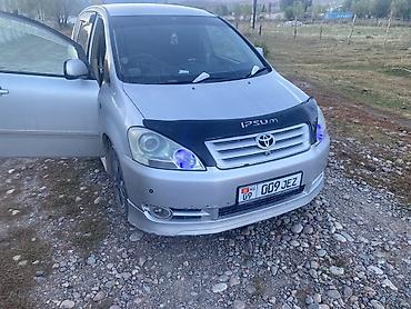 Toyota: Toyota Ipsum: 2001 г., Минивэн — 2
