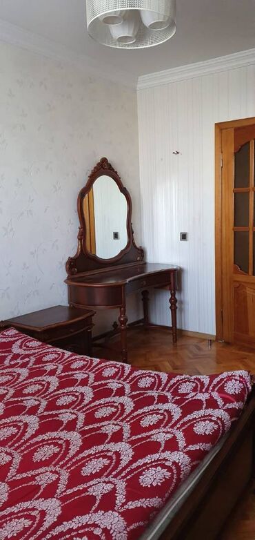 Uzunmüddətli kirayə mənzillər: 5 mərtəbəli daş binada (köhnə tikili) mənzil icarə verilir. H.Cavid — 14