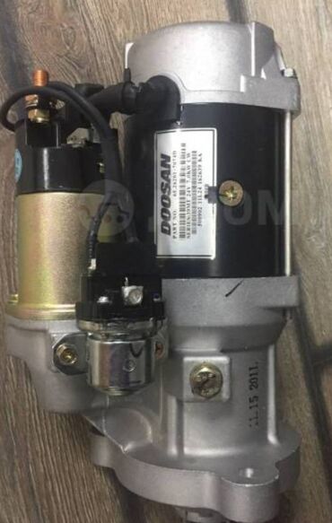Rover: Doosan starter motoru - Brend: DOOSAN - Üzərində etiket və seriya