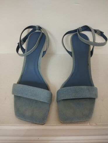 Tuflilər: Tuflilər, Ölçü: 38, rəng - Mavi, İşlənmiş — 4