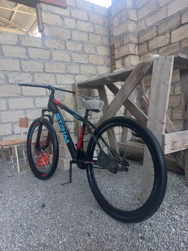 işlənmiş qaçış aparatı: İşlənmiş Şəhər velosipedi Strim, 29", Ünvandan götürmə