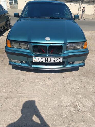 BMW: BMW 320: 2 л | 1993 г. Седан