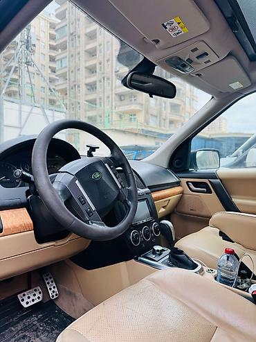 ranc rover: Land Rover Freelander 2 HSE – şəhər və off-road üçün çox yönlü premium — 7
