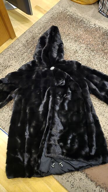 спортивный костюм м: Шуба Норковая,новая, натуральная. привозная, с этикеткой и в чехле, с