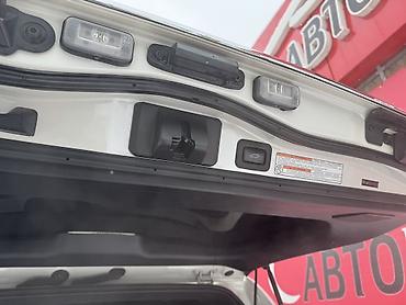 Toyota: Toyota Land Cruiser: 2020 г., 4.6 л, Типтроник, Бензин, Внедорожник — 9