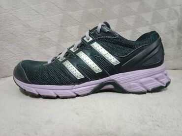 duboke cizme na pertlanje: Adidas, 38, color - Black