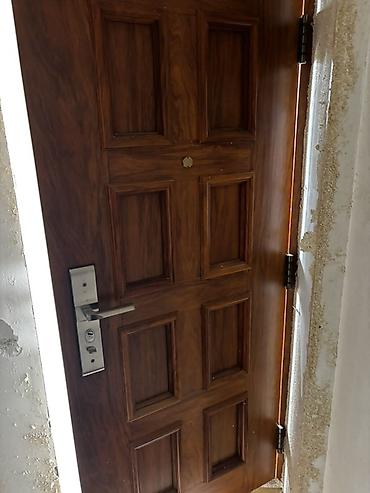 avropa qapi: Ağac dekorlu giriş qapısı - Çatdırma yocdur. - Material: taxta — 1