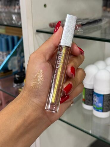 Çantalar: Qadın çanta dəsti - Dizayn: Şık və minimal xətlər; yumşaq formalar — 10