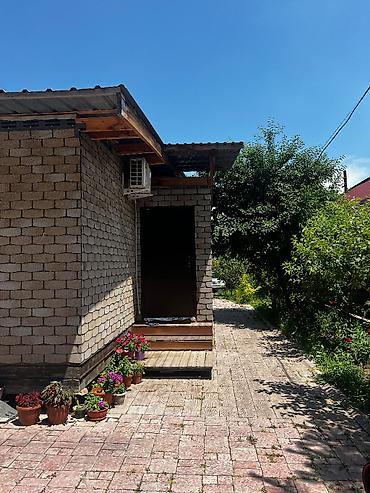 Продажа дач: 🏡 Продаётся благоустроенная дача в селе Таш-Мойнок. Продаётся уютная — 5