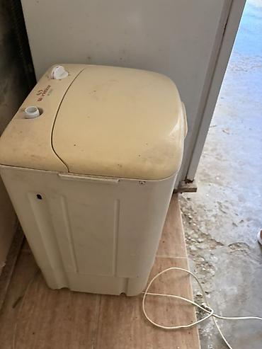 qoz cəkən maşın: Elektrik ətçəkən (sovet tipli) - Korpus: metal xrom ön panel və krem — 5