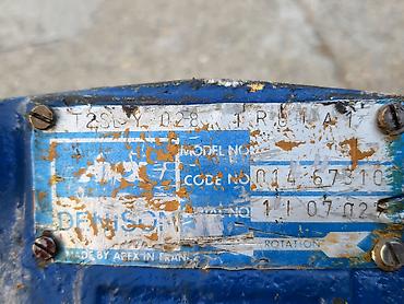 Ostali alati i mašine: Hidraulicna pumpa Abex Denison Made in France T2SD Y 028 1 R 01A1 — 11