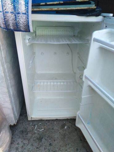 Холодильник Daewoo, Б/у, Минихолодильник