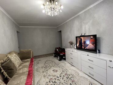 сдаю 3 к квартиру: 3 комнаты, 58 м², 104 серия, 1 этаж, Евроремонт