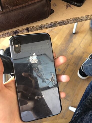 Apple iPhone: IPhone X, Qara, Qırıq — 2
