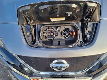 Nissan: Nissan Leaf: 2019 г., Электромобиль, Хэтчбэк — 16