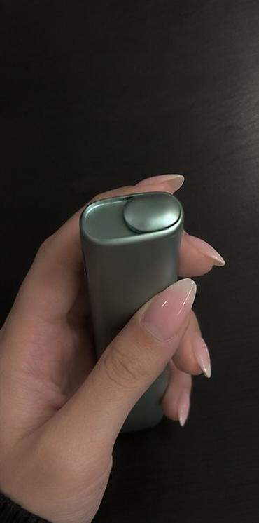 IQOS Salam ilk olarag oz şexsi iqosumdu cızıg falan yoxdu tezedi bosh