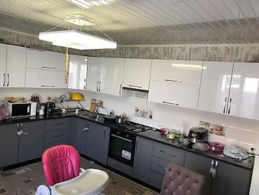 Продажа коттеджей и домов: Срочно продаётся дом со всеми условиями с мебелью . Районе рынка — 5