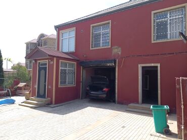 Həyət evləri və villaların satışı: Satışa təqdim olunur: həyəti və bağ sahəsi olan iki mərtəbəli fərdi — 23