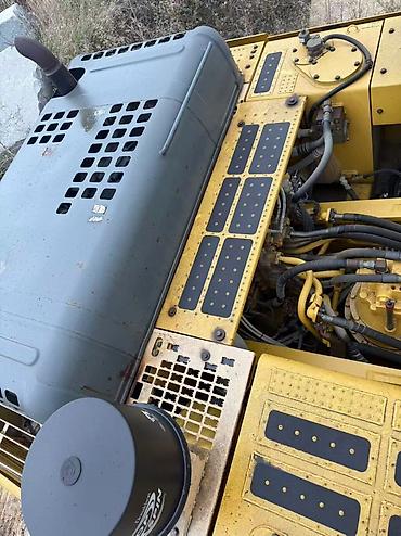 Экскаваторы: Экскаватор, Komatsu, Гусеничный — 7