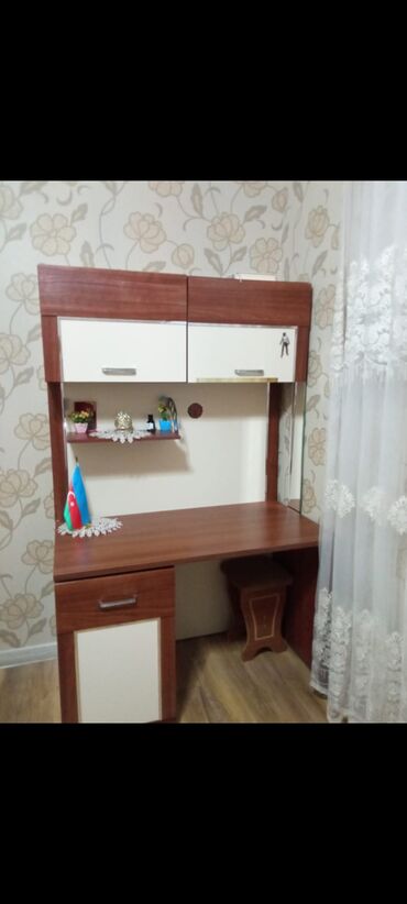 Uşaq masaları: Yazı masası 80azn.
Razin
Zəhra🌷3732n. Vatcapda yazın