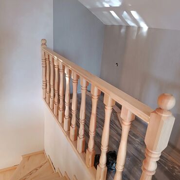 Pilləkən məhəccərləri: Salam taxta pilləkanı yüksək keyfiyyətlə yığıb yerində — 7