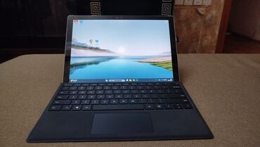 asus laptop: Intel Core i7, 16 GB, 13.3 "