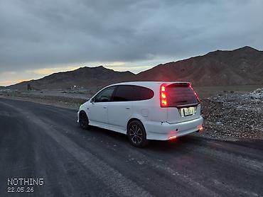 жел кайык: Honda Stream: 2002 г., 2 л, Типтроник, Бензин, Вэн/Минивэн — 2