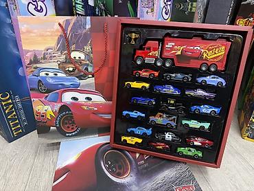Подарочный набор машинок в стиле Disney/Pixar «Тачки» с грузовиком