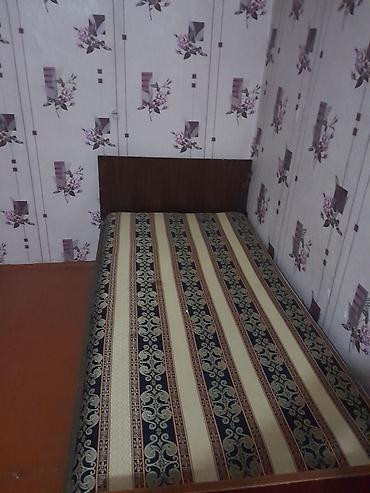 yataq örtüyü: İşlənmiş, Təknəfərlik çarpayı, Bazasız, Matras ilə, Siyirməsiz — 1