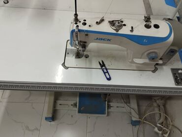 японские швейные машинки: Швейная машина Автомат