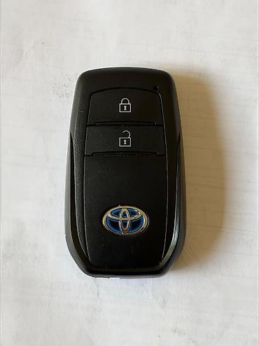 Toyota Hibrid açarı. Orjinaldı ideal vəziyyətdədir. batareykası belə