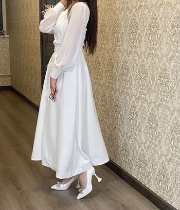 белый платье: Вечернее платье, Длинная модель, XL (EU 42)