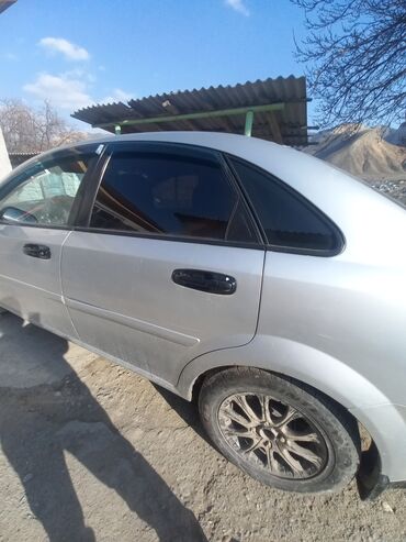 Chevrolet: Chevrolet Lacetti: 2007 г., 1.6 л, Механика, Бензин, Седан