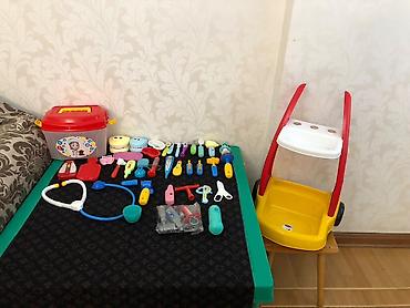 sukan oyunu: Uşaq üçün həkim temalı oyun dəsti - Rəngarəng plastik həkim alətləri — 8