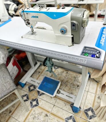 продается швейный цех: Швейная машина Jack, Автомат