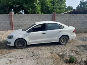 пасат дизель: Продается седан Volkswagen Polo белого цвета. Автомобиль отличается
