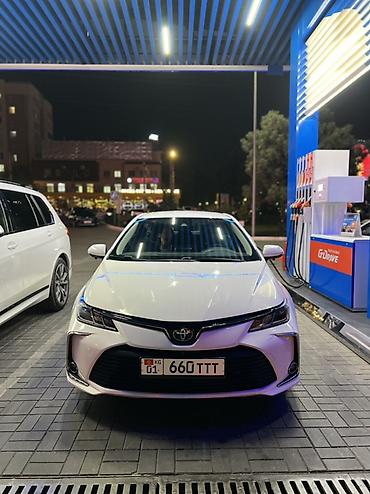 sonata dn: Toyota Corolla: 2020 г., 1.8 л, Вариатор, Гибрид, Седан — 2