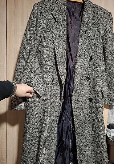 Kaputi i mantili: Dugački dvoredni kaput od tvida sa šarom riblje kosti — 4