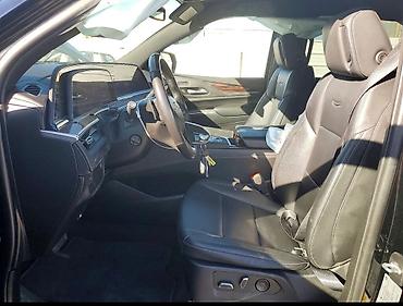 cadillac escalade: Cadillac Escalade: 3 l | 2023 il 39500 km Ofrouder/SUV — 7
