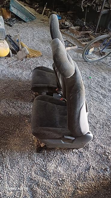 жак бу: Алдыңкы орундук, Велюр, Honda 2000 г., Колдонулган, Оригинал, Жапония — 5