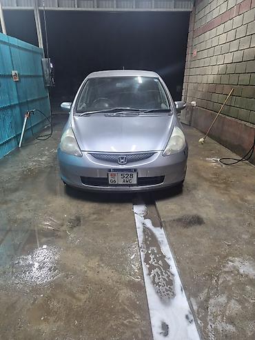 авто рага: Honda Fit: 2005 г., 1.3 л, Автомат, Бензин, Хетчбек — 2