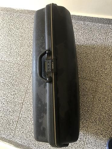 uzun cəkmə: Sərt korpuslu səyahət çamadanı - Material: möhkəm plastik (hardcase) — 1