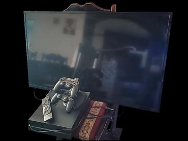 - Veliki LED/LCD televizor ravnog ekrana (oko 40–50 inča, Full HD na lalafo.rs - Veliki LED/LCD televizor ravnog ekrana (oko 40–50 inča, Full HD